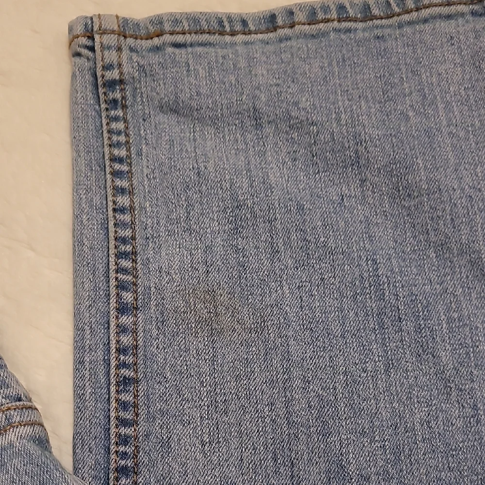 Arizona Jean Company Men's Light Blue Jeans